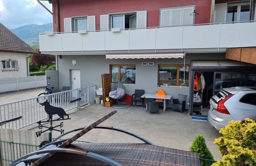 Bevaix Apartment | Experience Comfort at Chez Moumie: Pool, Spa & Ocean Views