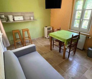 Bourbon-Lancy Apartment | Budget-Friendly Stay at Chez Mr KUD - Pet & Child Friendly