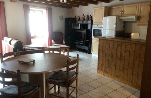 Chilhac Apartment | Family-Friendly Retreat at Chez Nous with Top Guest Ratings
