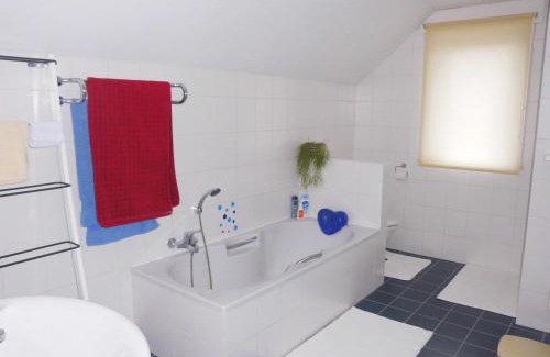Ypres Bed & Breakfast | Highly Rated Chez Paul with Kitchen Amenities Awaits You