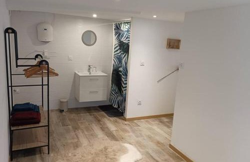 Meximieux Apartment | Welcoming Chez Rémi: Family-Friendly Retreat with Great Reviews