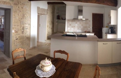 Vauvert House | Enchanting Gîte Chez REMYETTE in Beautiful Camargue