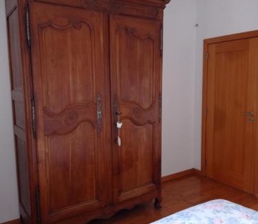Lamas Bed & Breakfast | Oceanfront Retreat at Chez Sylvie et Alain - 10/10 Rating