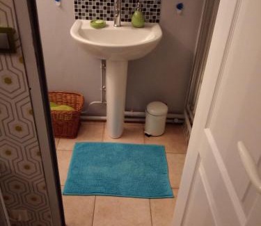 Milly-sur-Therain Apartment | Discover Comfort at Chez Sylvie et Claude - 9.1/10 Rated