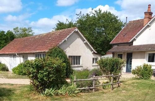 Thenioux House | Pet-Friendly Retreat at Chez Tartine: Rated 9.6/10 by Guests