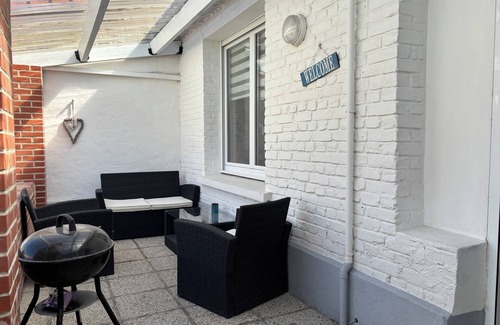Grand-Fort-Philippe House | Chez Valentine fully-equipped house right next to the sea and town center