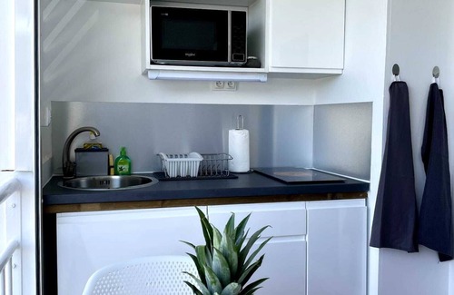 Tartane Apartment | Cozy Stay at Chez Valerie ET Pascal with Pool & Pet-Friendly