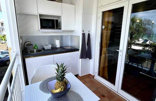 Tartane Apartment | Cozy Stay at Chez Valerie ET Pascal with Pool & Pet-Friendly