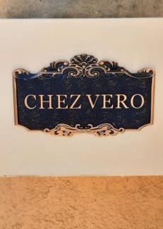 Aubagne Bed & Breakfast | Cozy Chez Véro - Private Room with Ocean Views near Cassis