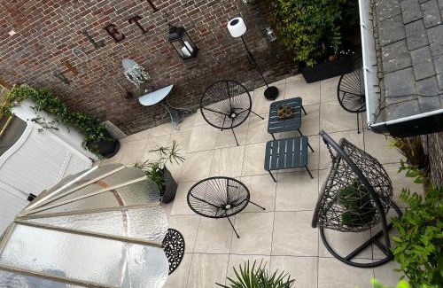 Evreux House | Pet-Friendly Stay at Chez Violette - Rated 9.8 by Guests