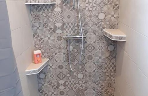 Les Epesses Apartment | Experience Comfort at Chez Virginie et Jacky - 9.4/10 Rated