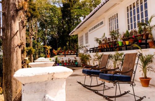 Darjeeling Resort | Pet Friendly Oceanfront Retreat at Chhota Haazri