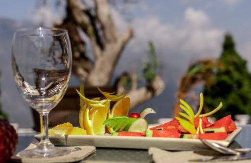 Darjeeling Resort | Pet Friendly Oceanfront Retreat at Chhota Haazri