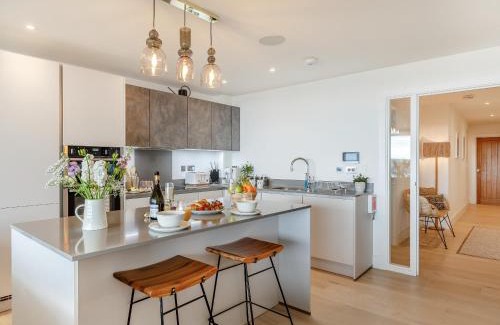 Carlyon Bay House | Guest Rated 10/10 at Chi An Mor - Family and Pet Friendly
