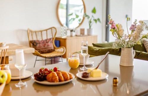 Carlyon Bay House | Guest Rated 10/10 at Chi An Mor - Family and Pet Friendly