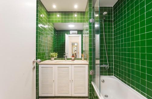 Chiado Apartment | Chiado Prestige View Apartment: Ideal for Family Getaways