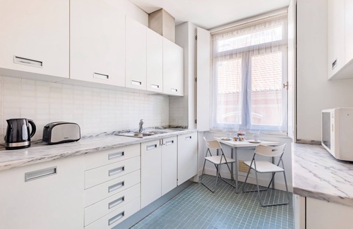 Encarnacao Apartment | Discover Chiado Prime Camões Apartment with Spa & Breakfast