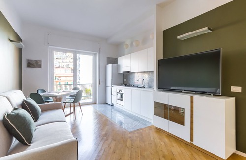 Chiaia Apartment | Elegant Chiaia Mon Amour Flat with Family-Friendly Amenities