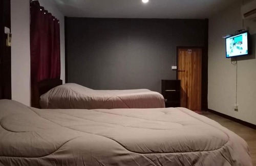 Chiang Dao Hostel | Budget-Friendly Chiang Dao Hostel with Family Amenities
