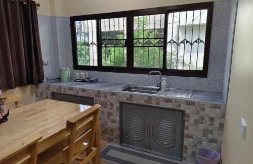 Old City House | Chiang Mai Downtown Privacy Home