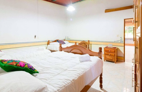 Mapastepec Bed & Breakfast | Chiapas Relax: Hotel with Pool & Terrace
