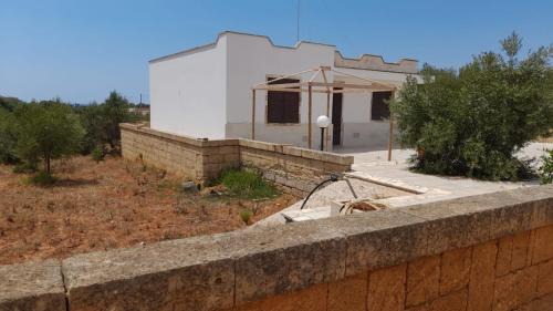Posto Rosso House | Discover ChiaraMaria: Family & Pet-Friendly Retreat