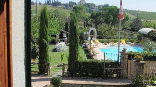 Pistoia House | Discover Chiardiluna: Oceanfront Retreat with Pool & Pets