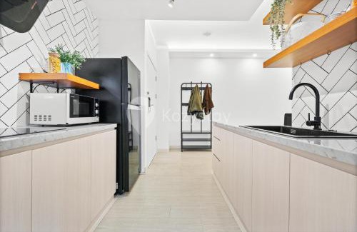 Jakarta Apartment | Charming Chiaro by Kozystay - A 4-Star Stay in Gandaria