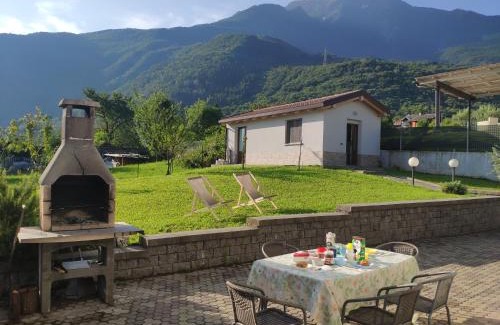 Colico Piano Apartment | Pet-Friendly Getaway at Chiaro House with 9/10 Rating