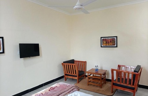 Dar es Salaam House | Comfortable Chibuba Transit Lodge with Family-Friendly Amenities