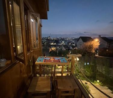 Da Lat House | Chiburo Home Đà Lạt: Pet-Friendly Retreat with Top Ratings