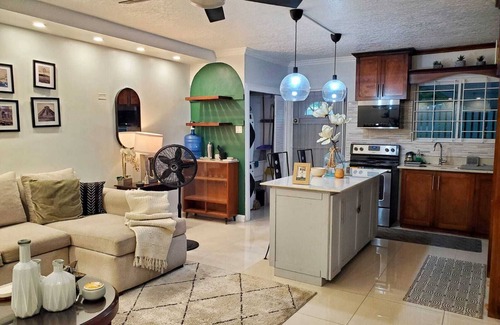 Molynes Gardens Apartment | Chic 1-Bedroom Apartment in Kingston with AC, WiFi, and pool