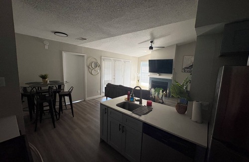 Lake Highlands Apartment | Chic 1-bedroom apartment with AC, WiFi in awesome Dallas