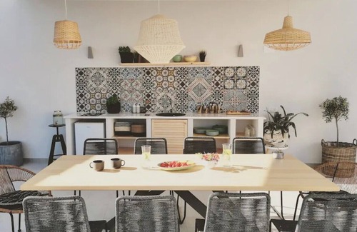 Seget Vranjica Apartment | Elegant Villa Apartment with Pool and Ocean Views Near Trogir