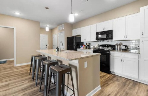 Melbourne Condo | Pet-Friendly 2 BD/2 BA Condo with Pool in Melbourne