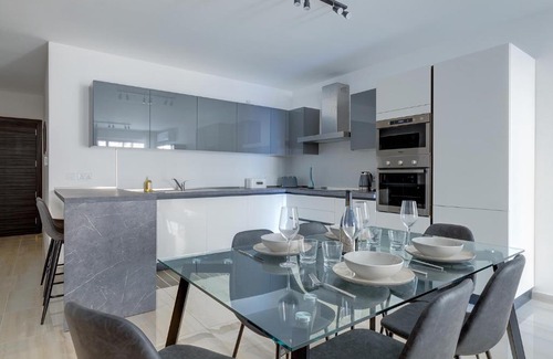 Ta' Xbiex Apartment | Stylish 2BR Apartment with Ocean View in Prime Location