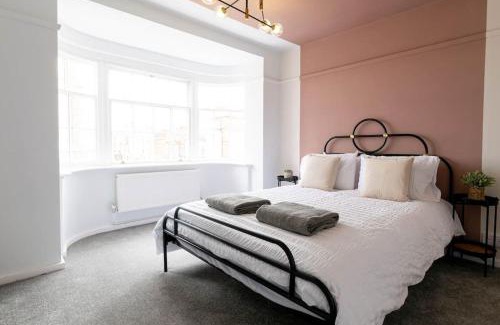 Cromer Apartment | Stylish 3-Bed Hideaway Near Cromer Beach for Families