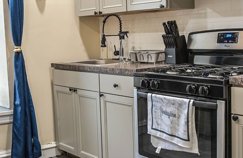 Germantown House | Stylish 4BR Retreat with Backyard in Philadelphia