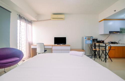 Depok Apartment | Trendy Studio Apartment with Pool and Park View Amenities