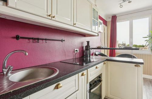 Bagneux Apartment | Chic and comfortable apart near Paris