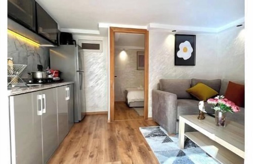 Diour Jamaa Apartment | Chic Apartment at the Carousel, Sea View & All on Foot