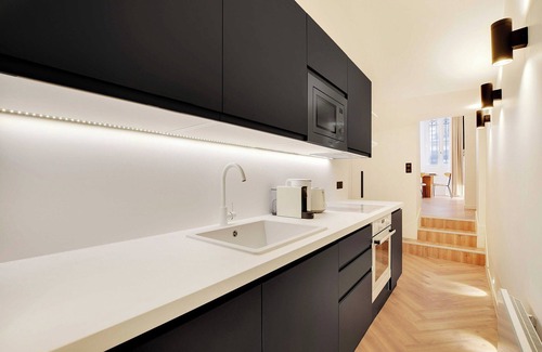 L'Europe Apartment | Chic Apartment - 2br/6p - Parc Monceau