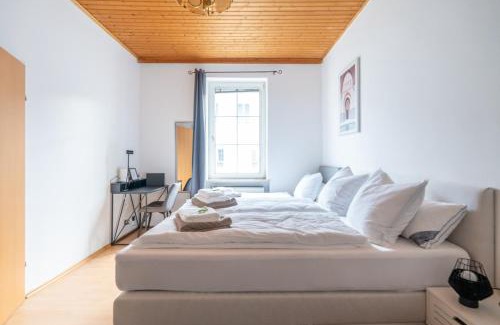 Leoben Apartment | Chic Apartment in Leoben - Balcony & Easy City Access