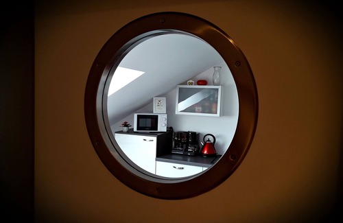 Hiltrup Apartment | Experience Chic Living in the Bicycle Capital with Breakfast