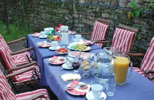 Heringen Apartment | Modern Apartment in Thuringia with Sauna & Family Friendly