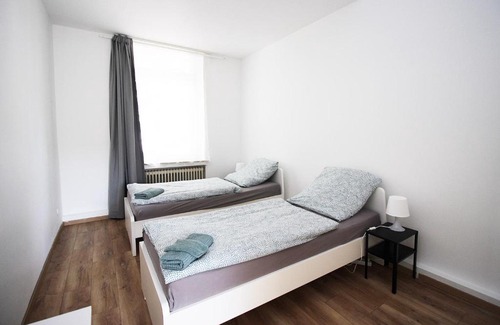 Wuppertal Apartment | Stylish Apartment with Balcony - Rated 10/10 by Guests