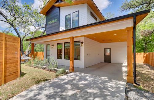 South Manchaca House | Stylish Austin Retreat with Inviting Backyard and Hammock