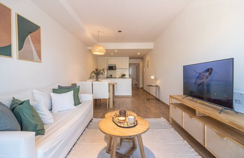 Belgrano Apartment | Elegant Belgrano Retreat with Pool and Scenic Views