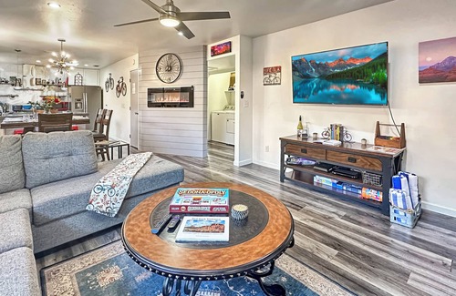 Uptown Sedona House | Pet-Friendly Chic Bicycle House with Hot Tub & Scenic Views