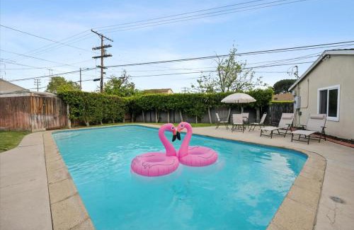 North Hollywood House | Private Pool Oasis with Ocean View - 4-Star Escape